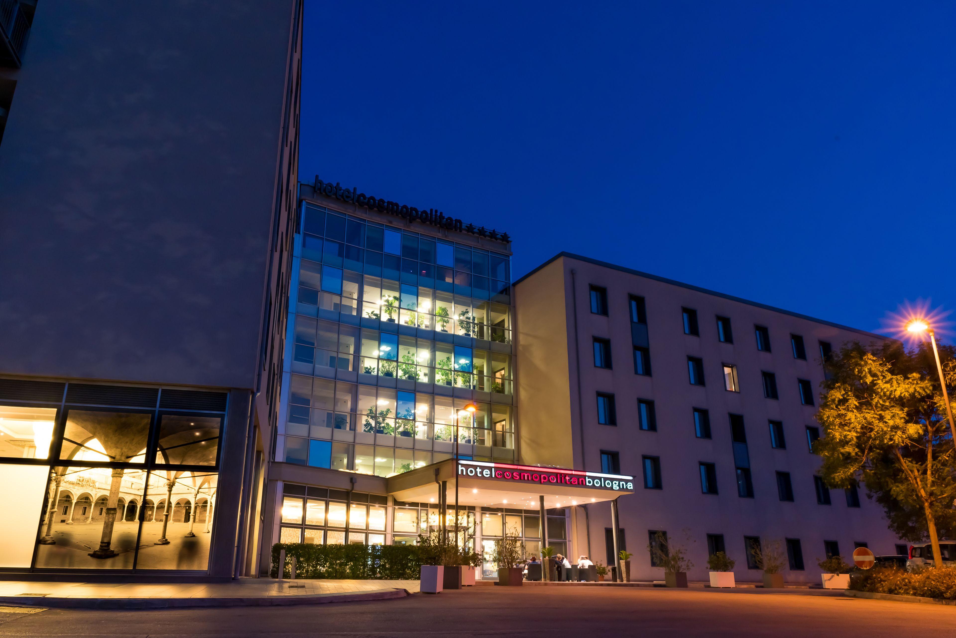 Hotel Cosmopolitan Bologna — Photos 2